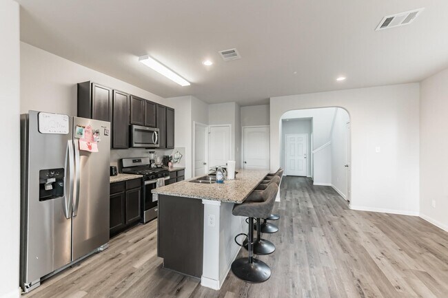 Foto del edificio - 23534 Goodfellow Dr