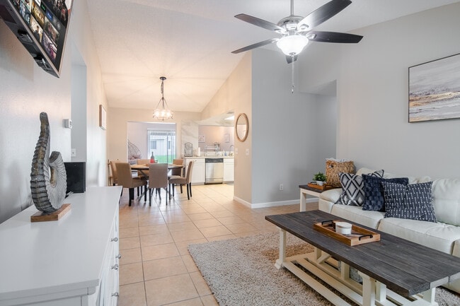 Building Photo - 888 Florida Pky