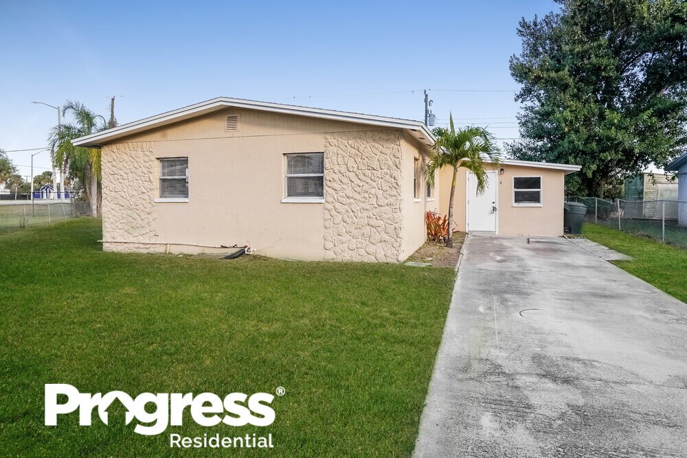 Foto principal - 5 W Clermont Ct