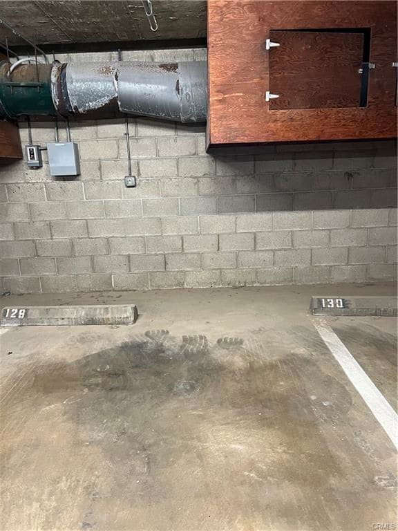 Building Photo - 535 Esplanade