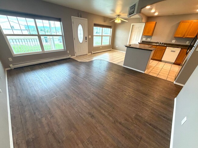 Building Photo - 7917 Quail Dr