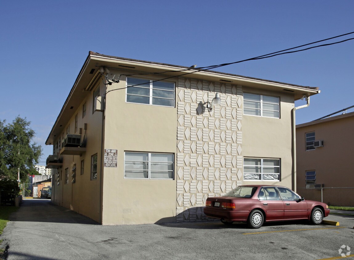 Foto del edificio - 1437 SW 5th St