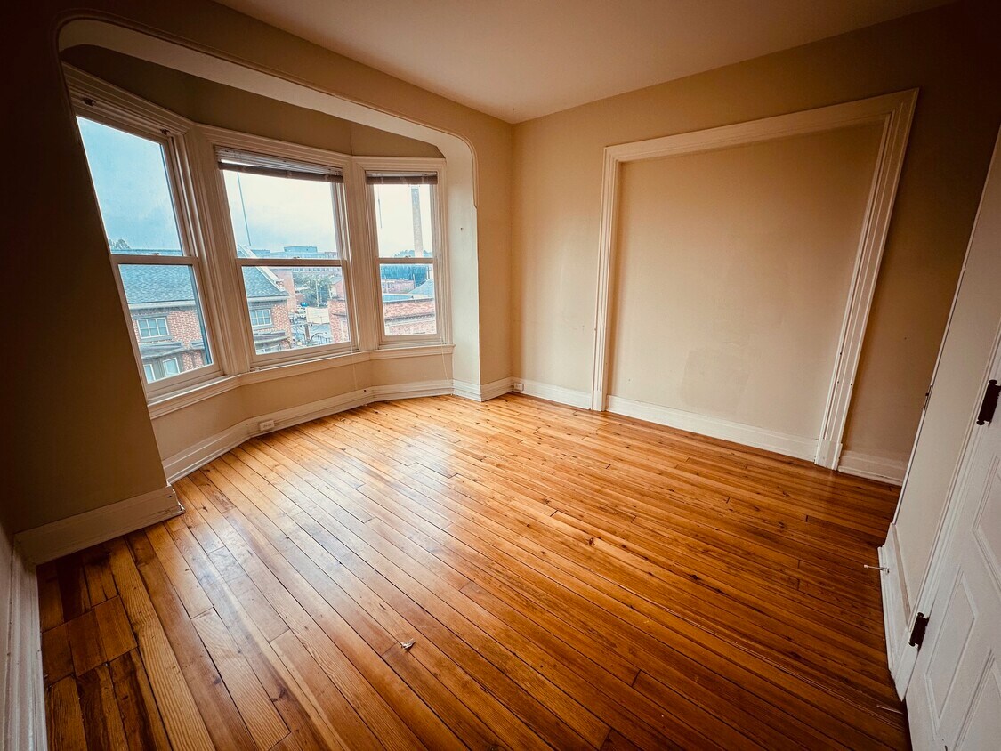 dormitorio 1 - 25 N Beaver St