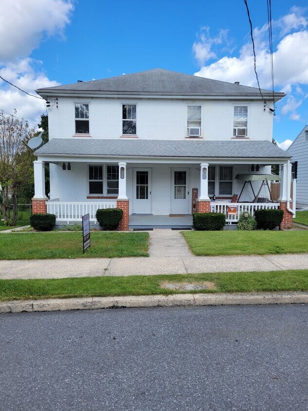 Primary Photo - 471-475 Heintzelman Avenue