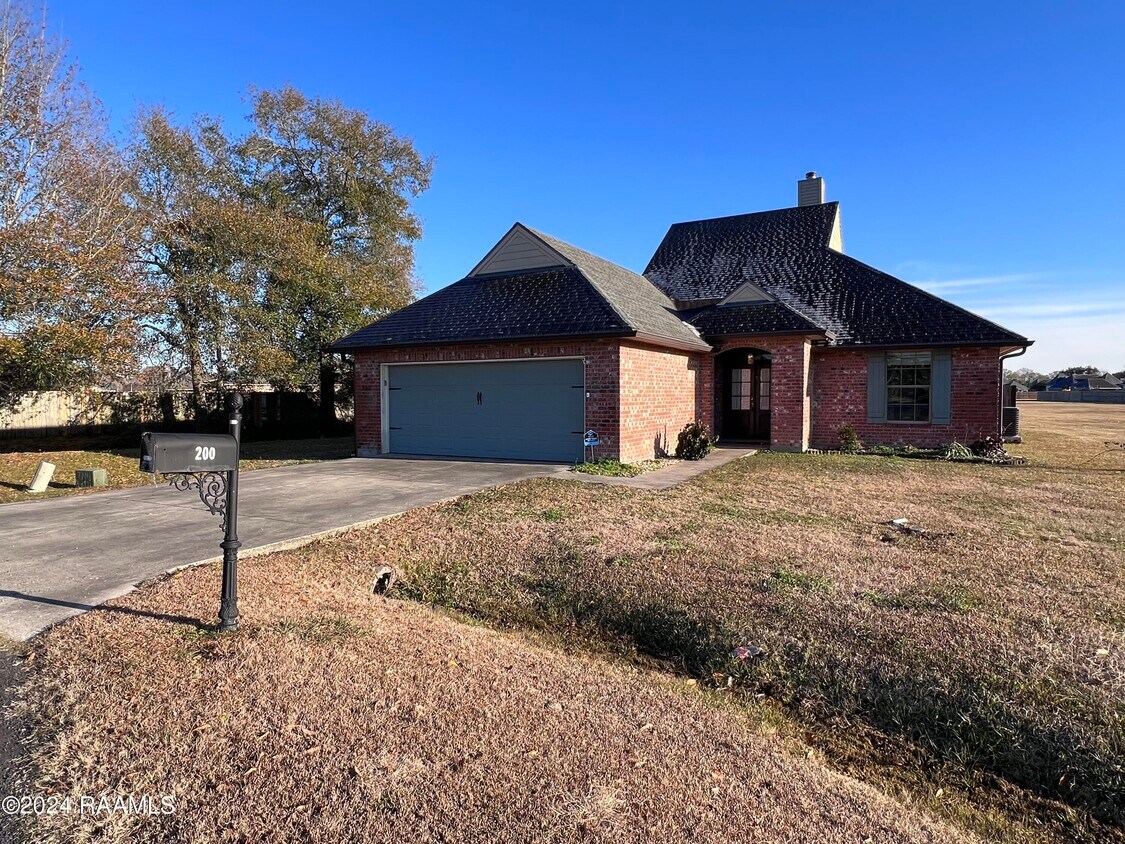 200 Blackwater River Dr, Lafayette, LA 70508 House Rental in