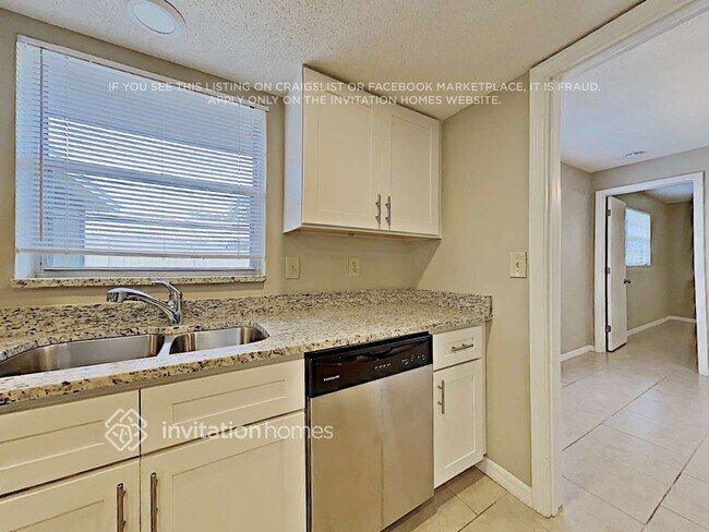 Foto del edificio - 13460 103rd Ave