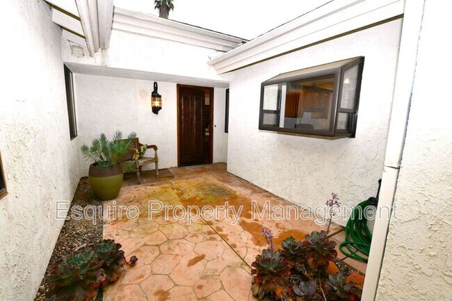 Foto del edificio - 4275 Silverado Dr