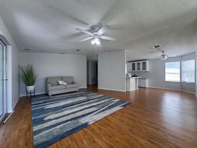 Foto del edificio - 2/2 in Plantation Oaks