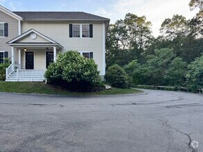 Building Photo - 60 Pyburn Rd