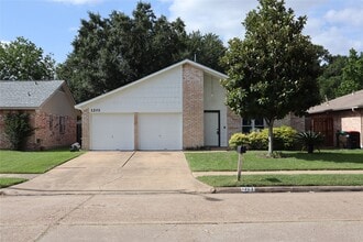 Building Photo - 1203 Rock Canyon Dr
