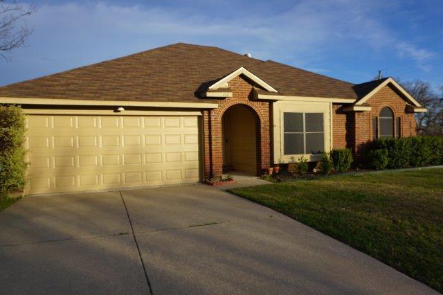 Foto del edificio - 3 Bedroom on Corner lot in McKinney