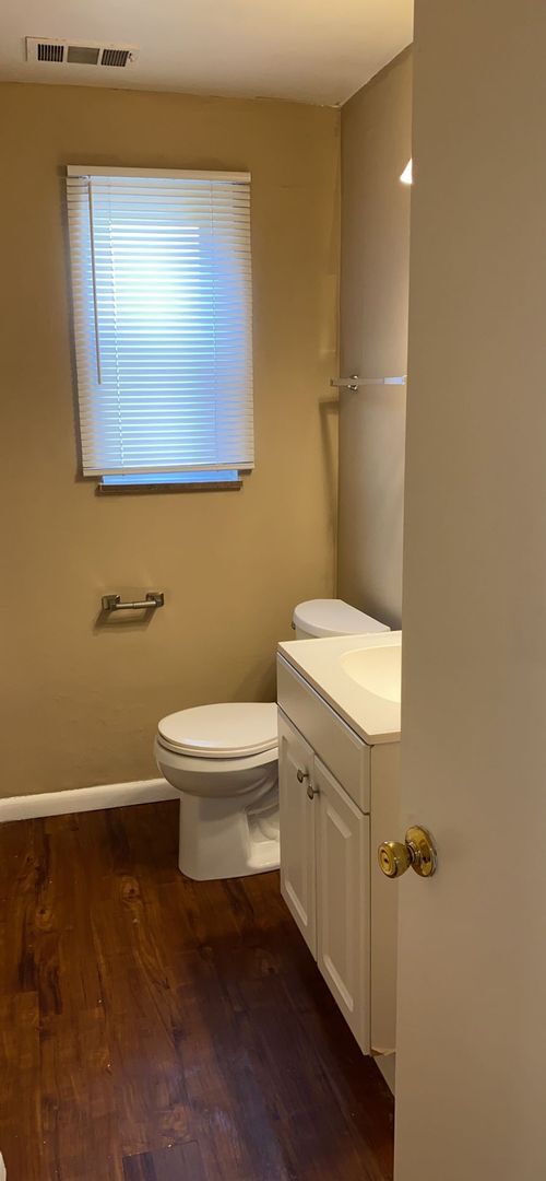 Building Photo - 8631 Butler Warren Rd 3BR/1BA (West Chester)