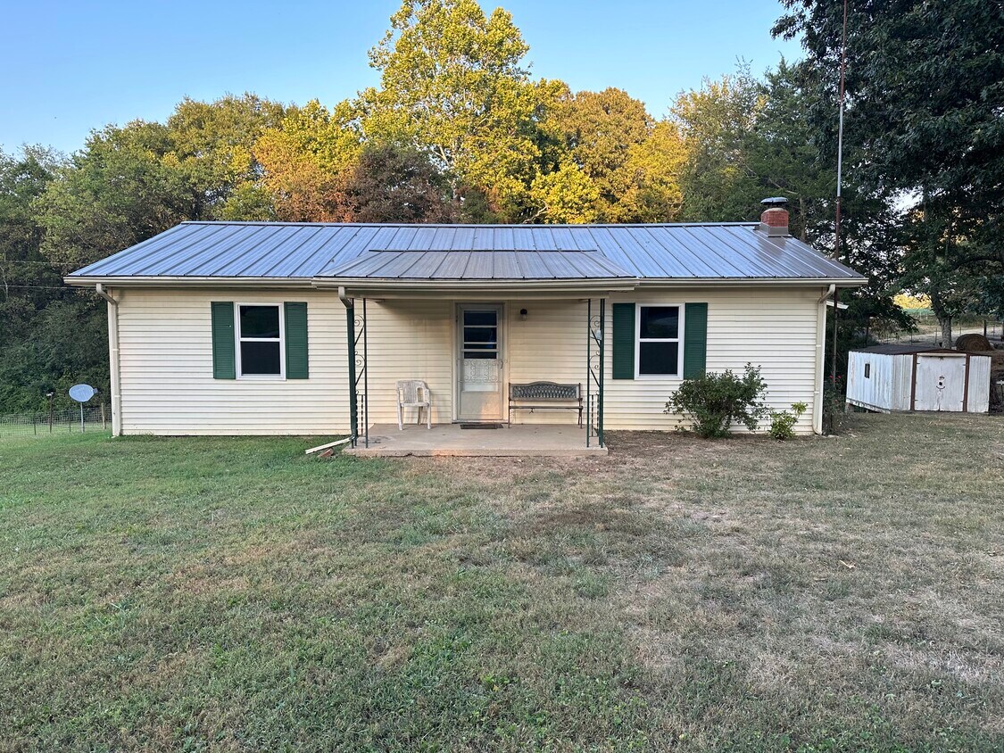 Primary Photo - 893 County Road 174