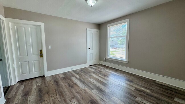 Foto del edificio - 1242 Alpine Ave NW