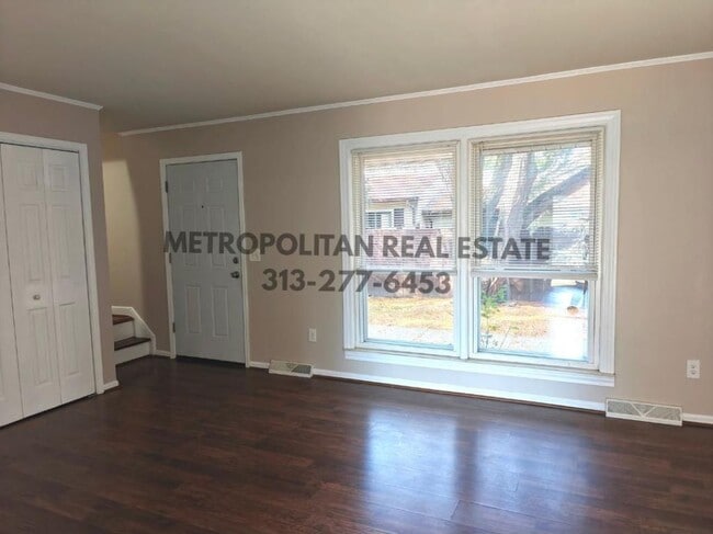 Photo - 474 Robbe Ave Townhome