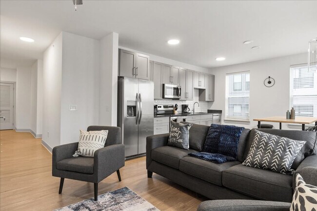 Foto del edificio - 2039 Woodburn Ave