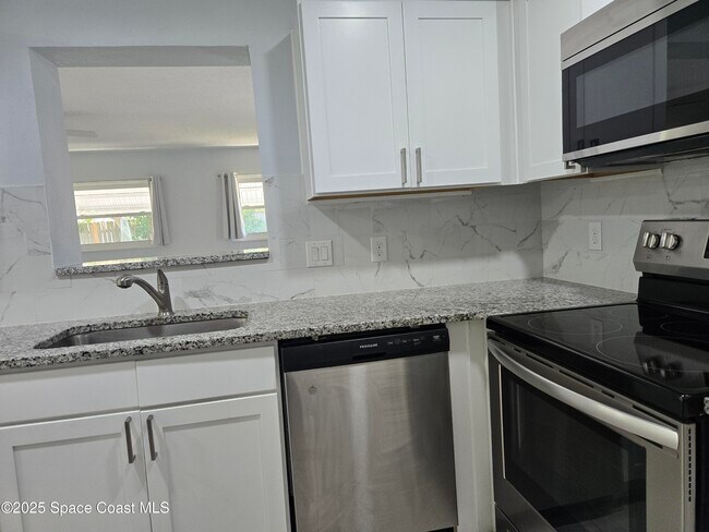 Foto del edificio - 780 Mohawk Ave