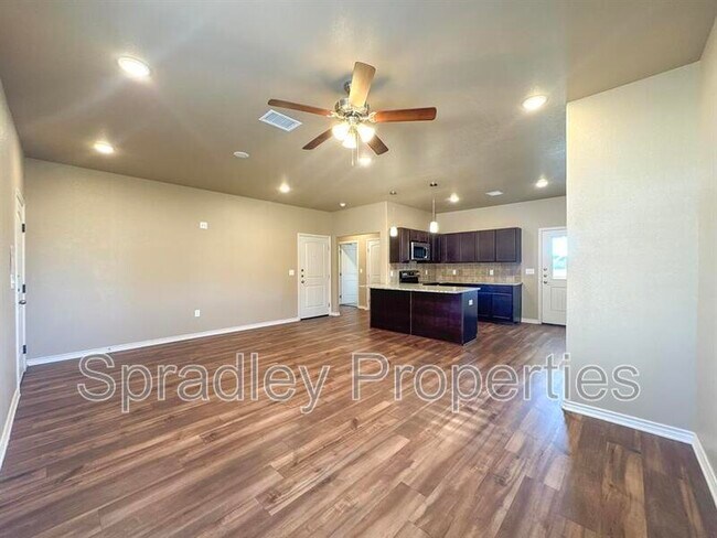 Building Photo - 1253 Jasmine Dr