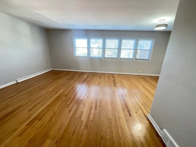 Foto del edificio - 9136 N Lawler Ave