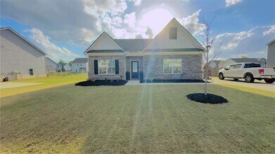 Building Photo - 563 Meadows Farm Dr