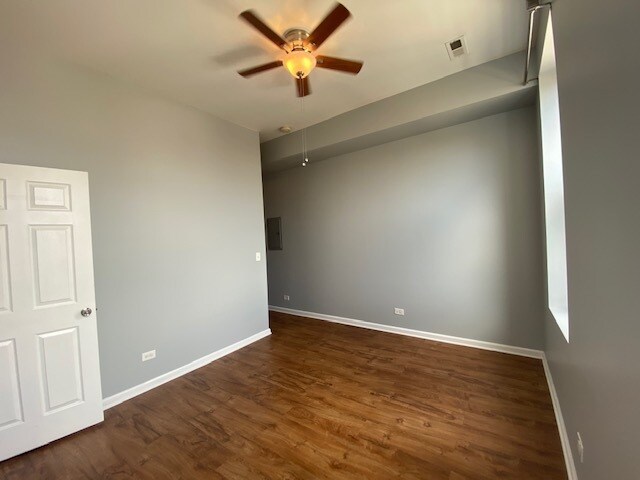 Foto del edificio - 1104 W 18th St