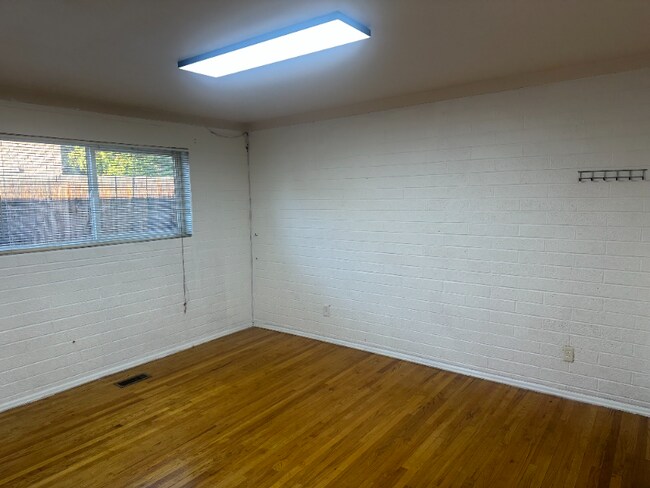 Foto del edificio - 665 S Lk St