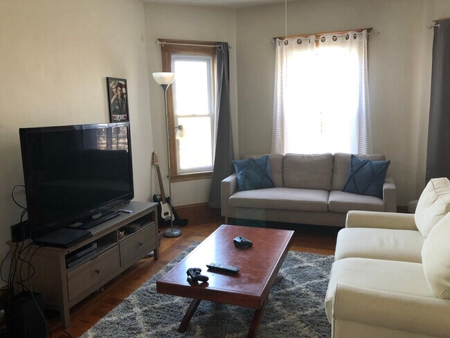 living room - 430 Huron Ave