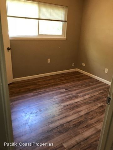 Foto del edificio - 2311-2315 Laramie Ln