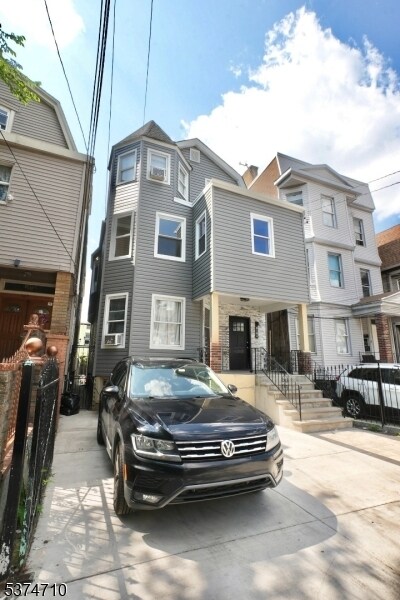 Foto del edificio - 184 N 11th St