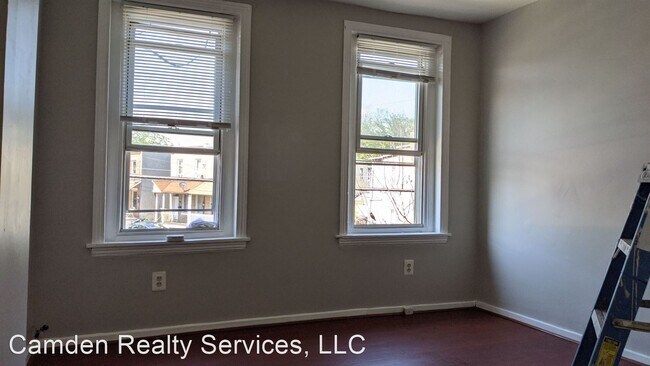 Foto del edificio - 2 br, 1 bath House - 806 Line