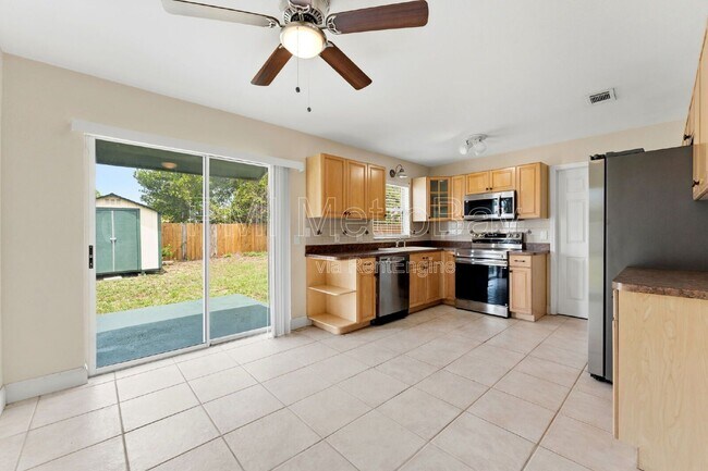 Foto del edificio - 6406 Axelrod Rd