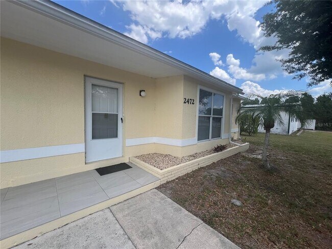 Foto del edificio - 2472 Picnic St