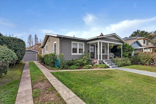Building Photo - 1439 Paloma Ave