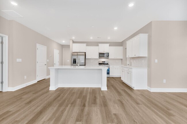 Building Photo - 7068 Shooting Star Way