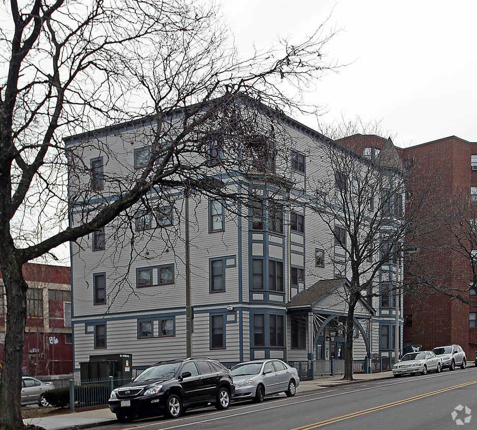 Talbot Congregate House - Talbot House