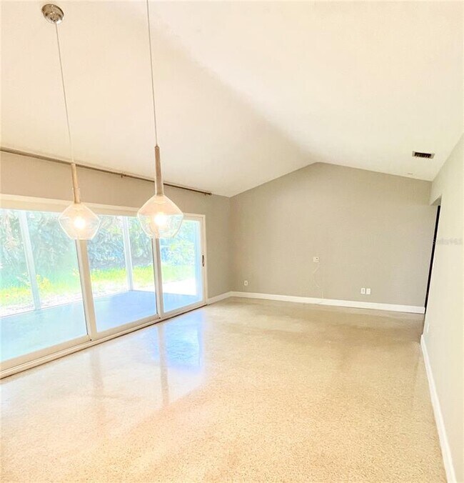 Foto del edificio - 1060 Jesse Ave