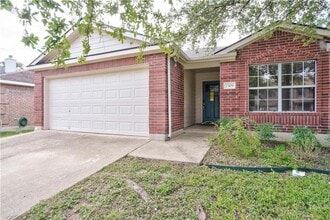 Building Photo - 2309 McGregor Ln
