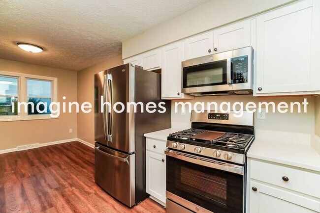 Foto del edificio - Pet friendly 3 Bedroom Home in Macedonia!