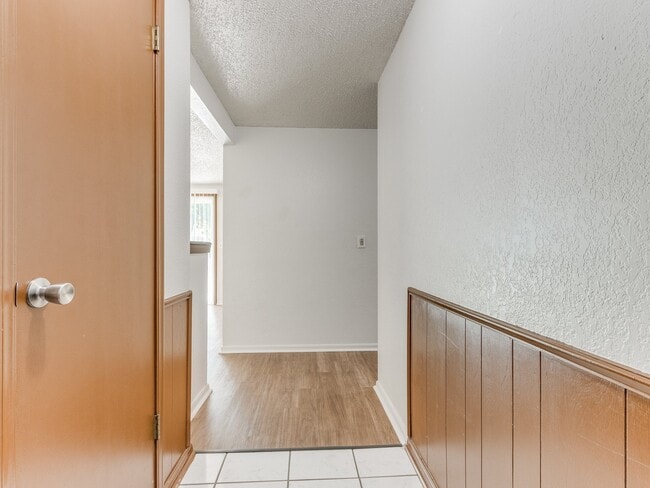 Foto del edificio - 929 Branchwood Dr