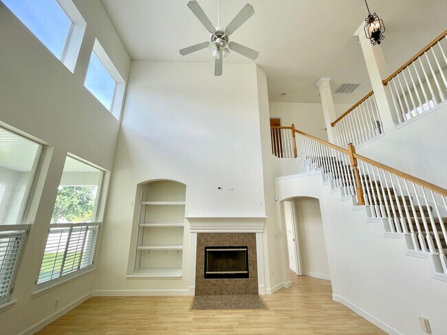 Photo - GREAT SPACIOUS 2 STORY HOME IN AVALON PARK in EAST ORLANDO