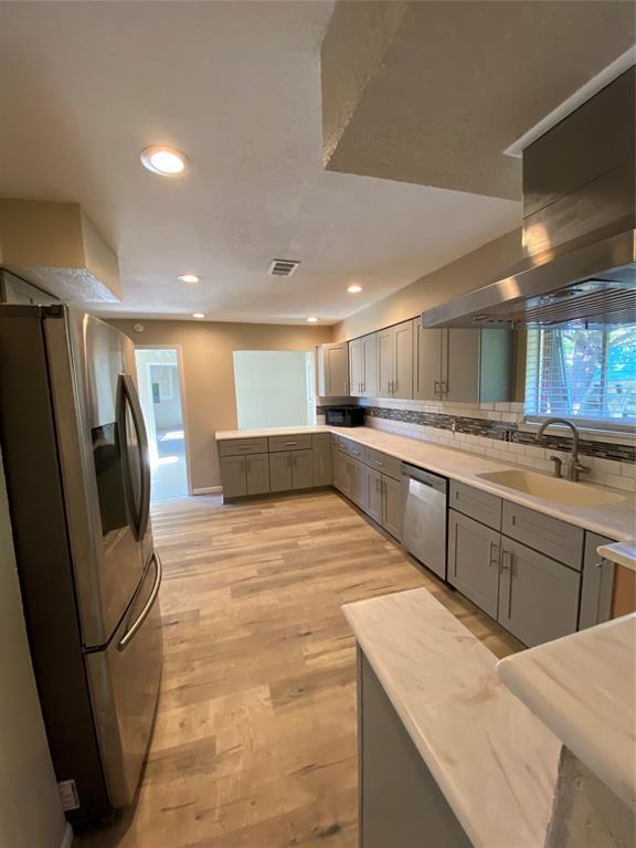 Foto del edificio - 5119 Bayou Dr