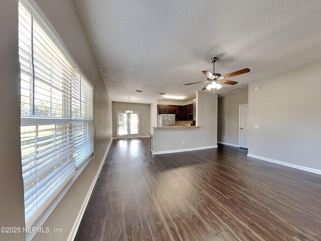 Foto del edificio - 95109 Cypress Trail