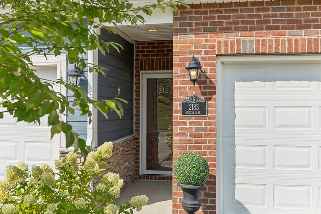 Building Photo - 2183 Nectar Ln