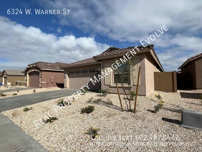 Building Photo - Great Open Floorplan