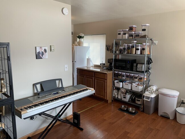 Foto del edificio - 12820 DuPont Ave S