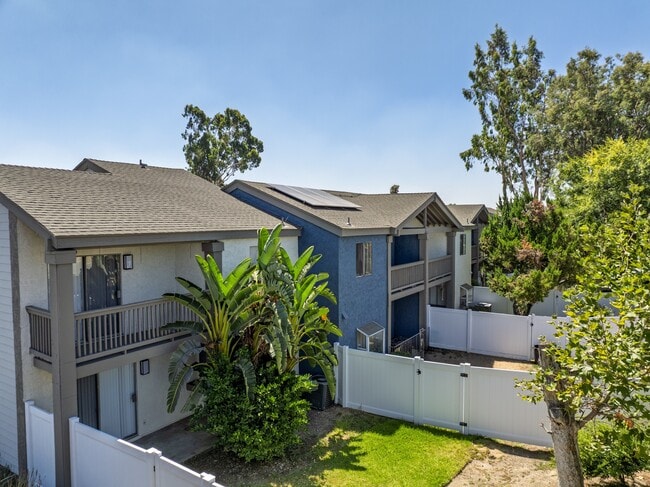 Building Photo - Rancho Vista