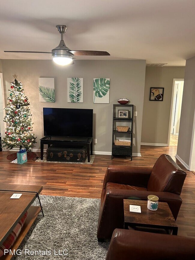 Foto del edificio - 2 br, 2 bath House - 24 Somerset