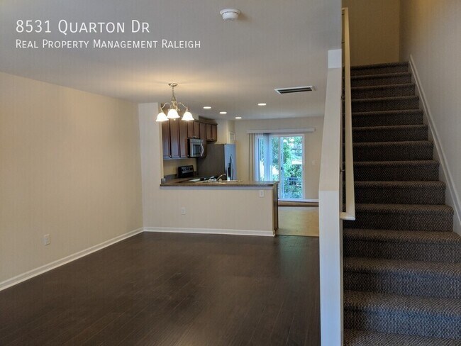 Foto del edificio - 8531 Quarton Dr