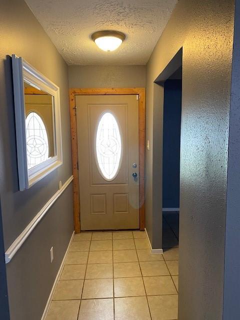Building Photo - 2401 Willow Trail