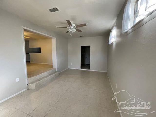 Foto del edificio - 2106 N Spring St